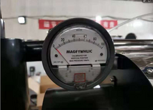 Load image into Gallery viewer, Magnehelic Pressure Gauge