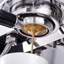 Charger l&#39;image dans la galerie, CRM3200D Commercial Single-group Coffee Machine
