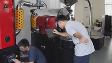 Загружайте и воспроизводите видео в средстве просмотра галереи Shangdou SD-6kg Pro Fully Automatic Coffee Roaster with Auto-Loader
